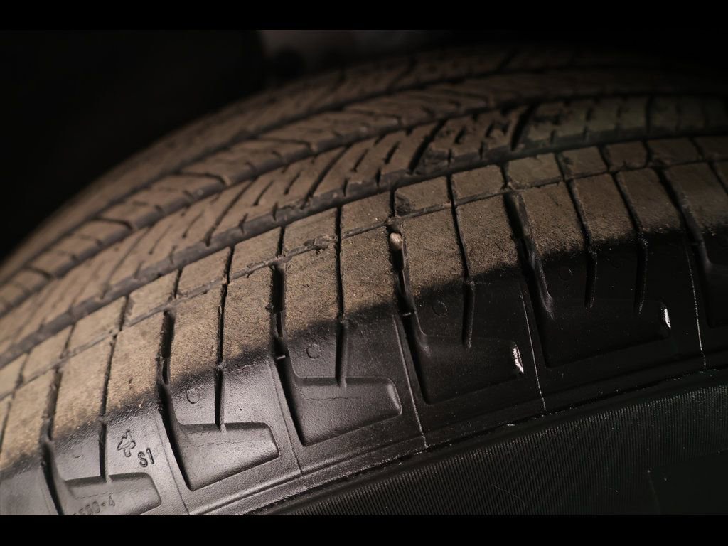 Used 2024 Chevrolet Equinox LS w/ Driver Confidence II Package image 18