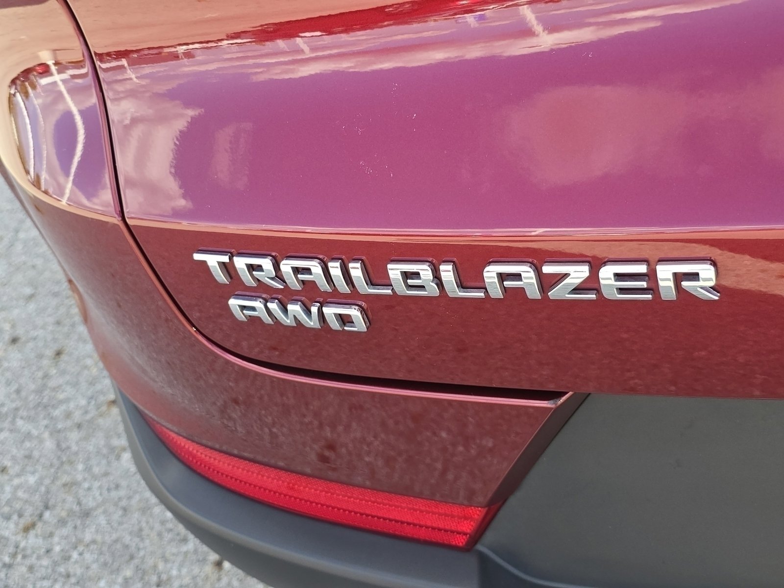 Used 2024 Chevrolet TrailBlazer LT image 4