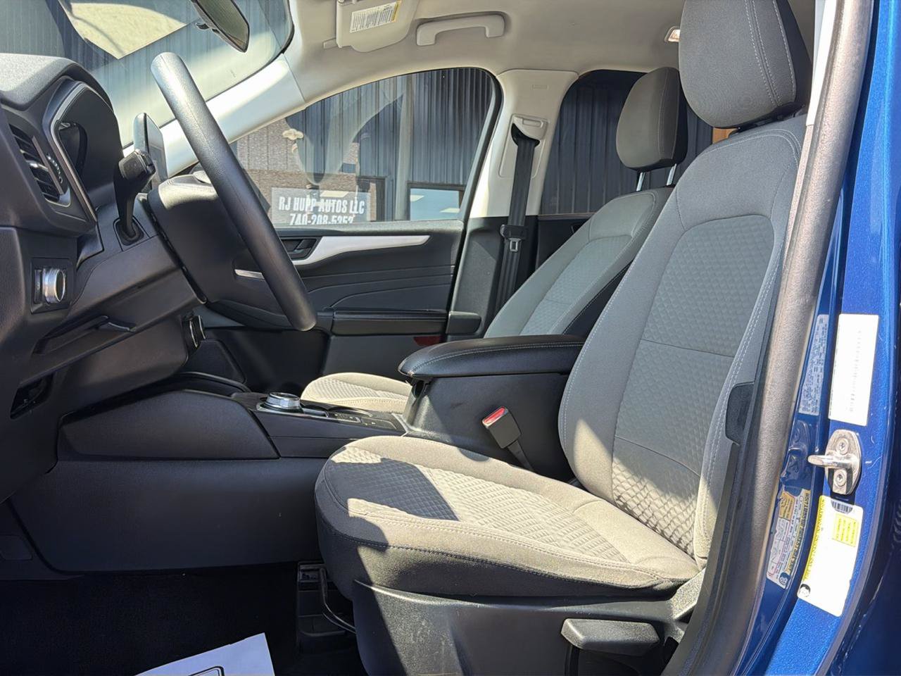 Used 2022 Ford Escape SE AWD/4WD image 9