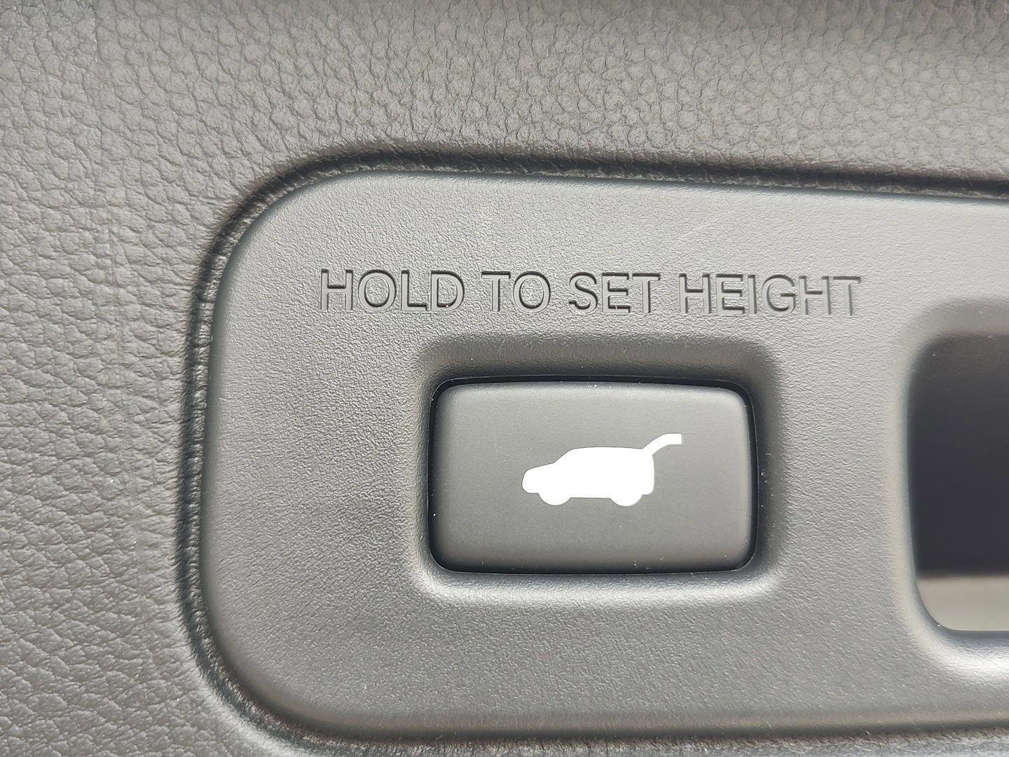 Used 2025 Honda Pilot Touring image 23