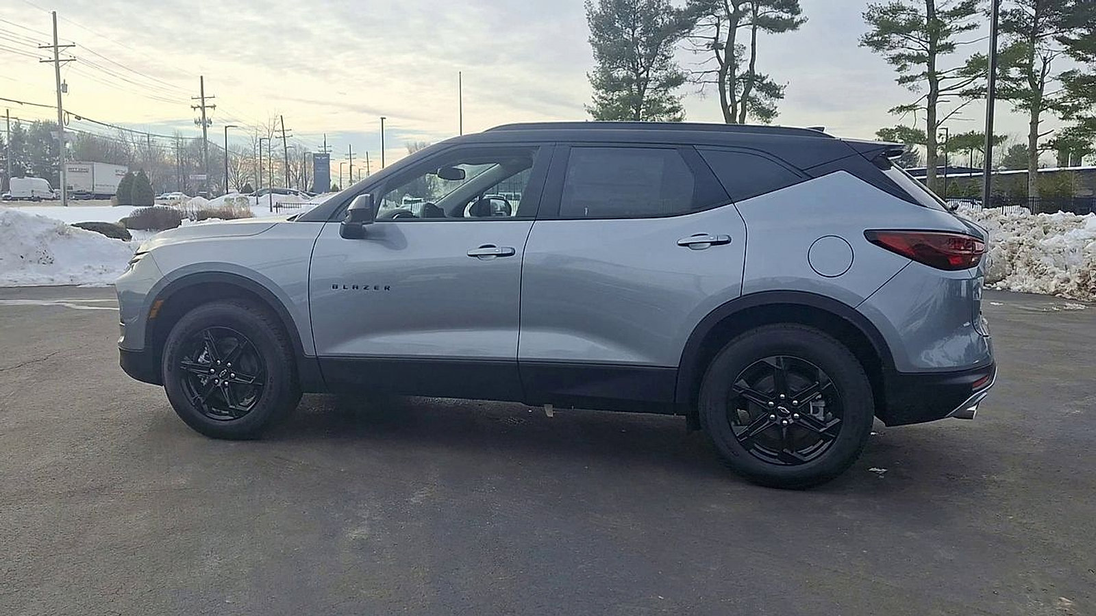 New 2026 Chevrolet Blazer LT w/ Convenience Package FWD image 8
