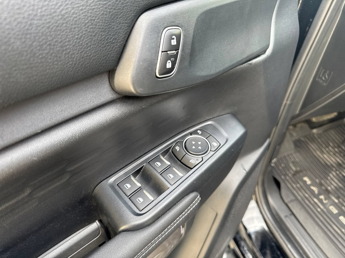 Used 2024 Ford Ranger XLT AWD/4WD image 19