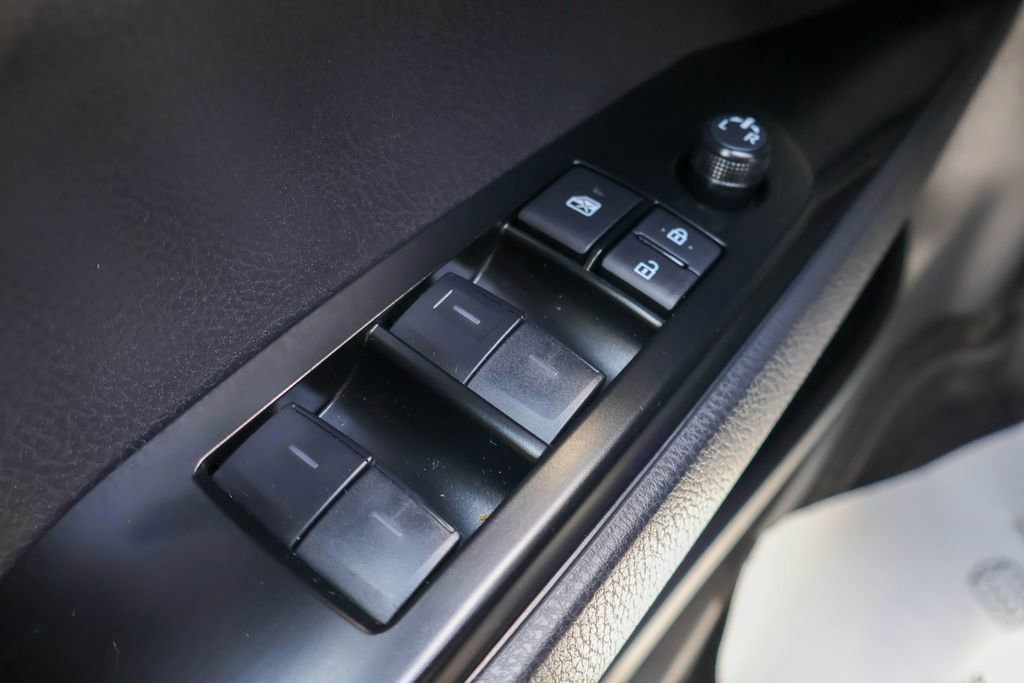 Used 2026 Toyota Camry SE w/ Convenience Package FWD image 17
