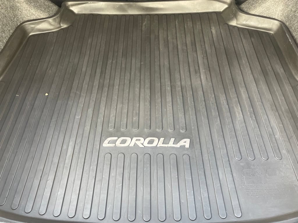 Used 2016 Toyota Corolla L FWD image 17