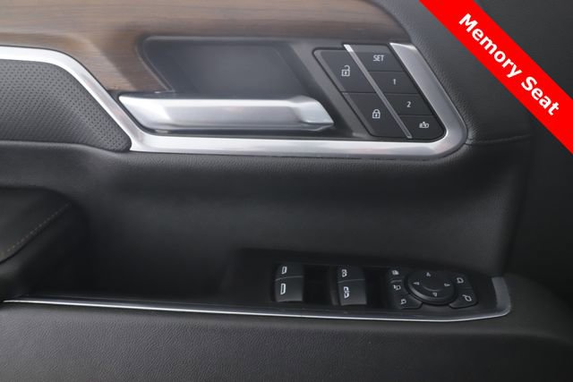 Used 2024 Chevrolet Silverado 2500 High Country w/ High Country Premium Package AWD/4WD image 21