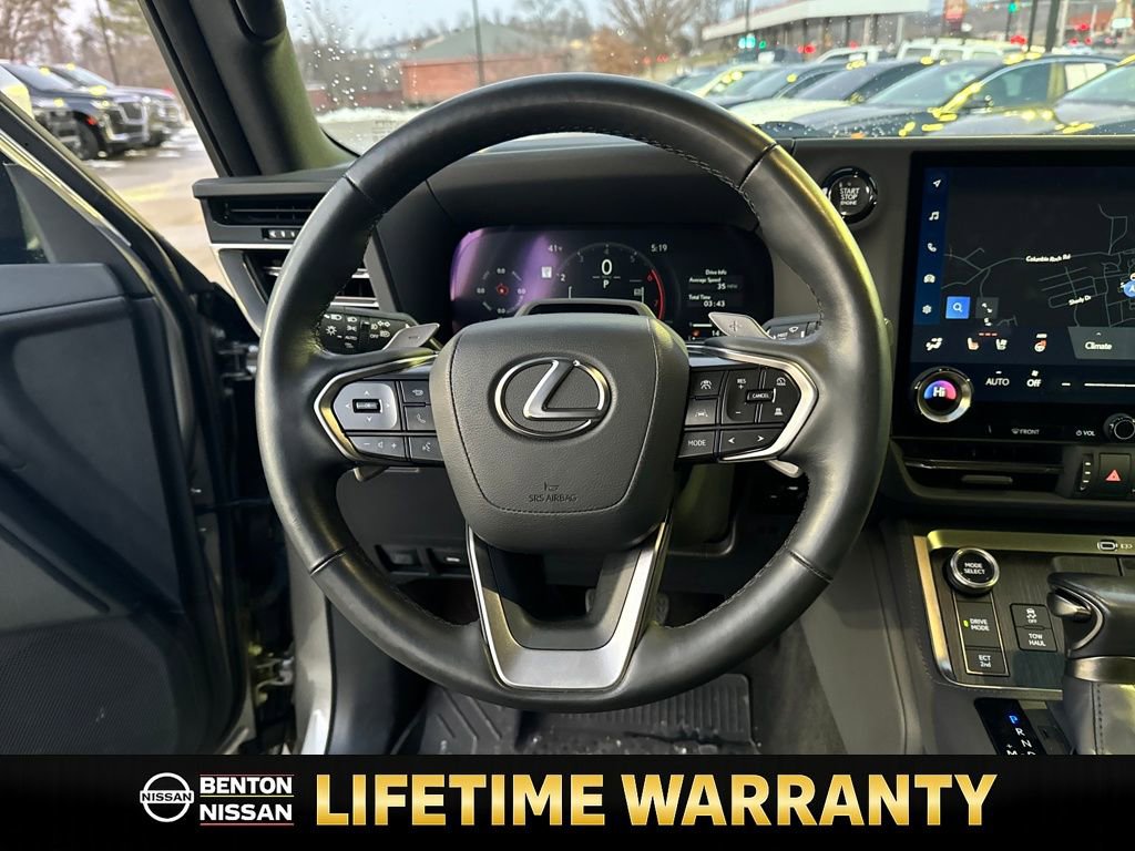 Used 2024 Lexus GX 550 w/ Accessory Package (2T) image 15