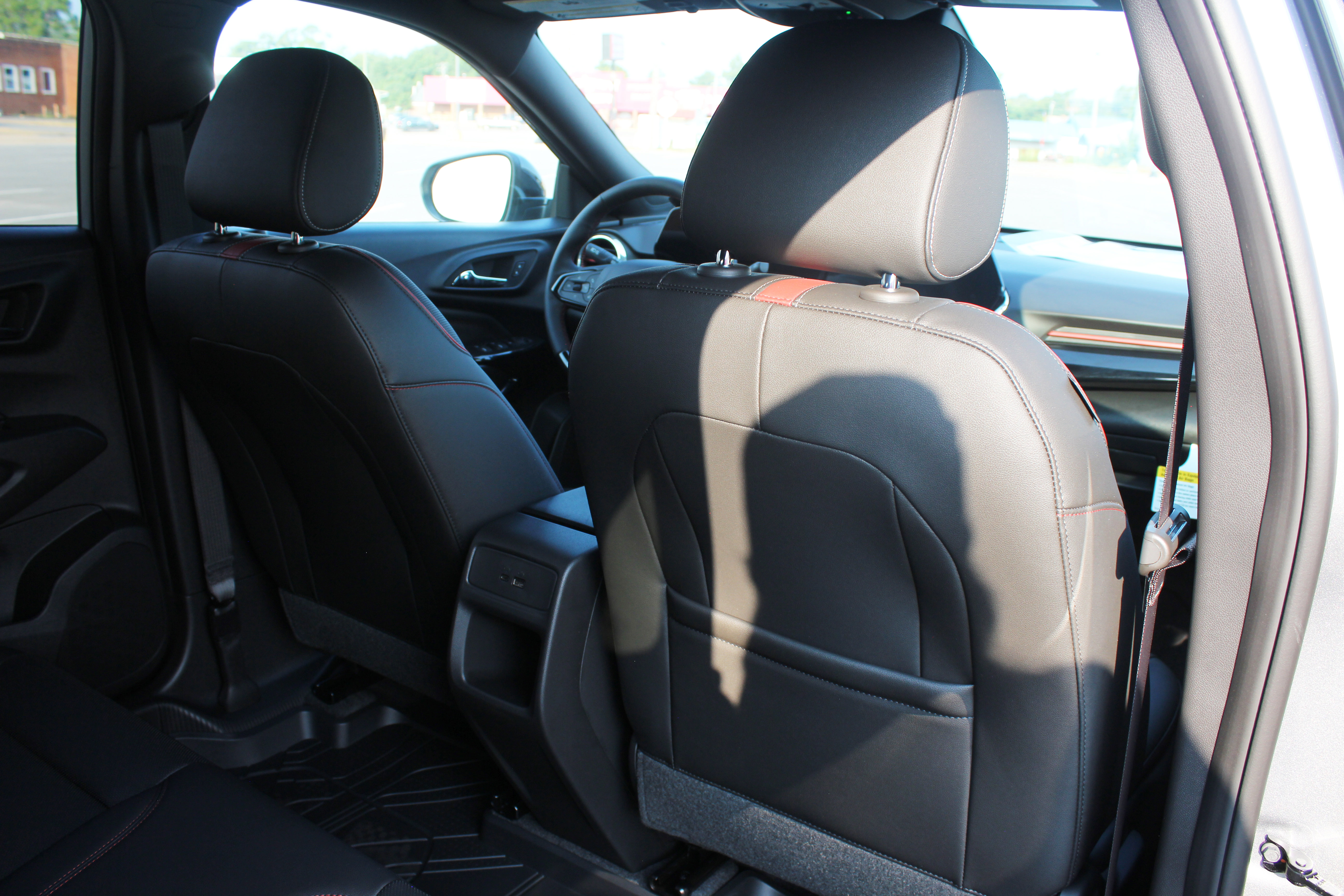 New 2025 Chevrolet Trax RS w/ Driver Confidence Package image 44