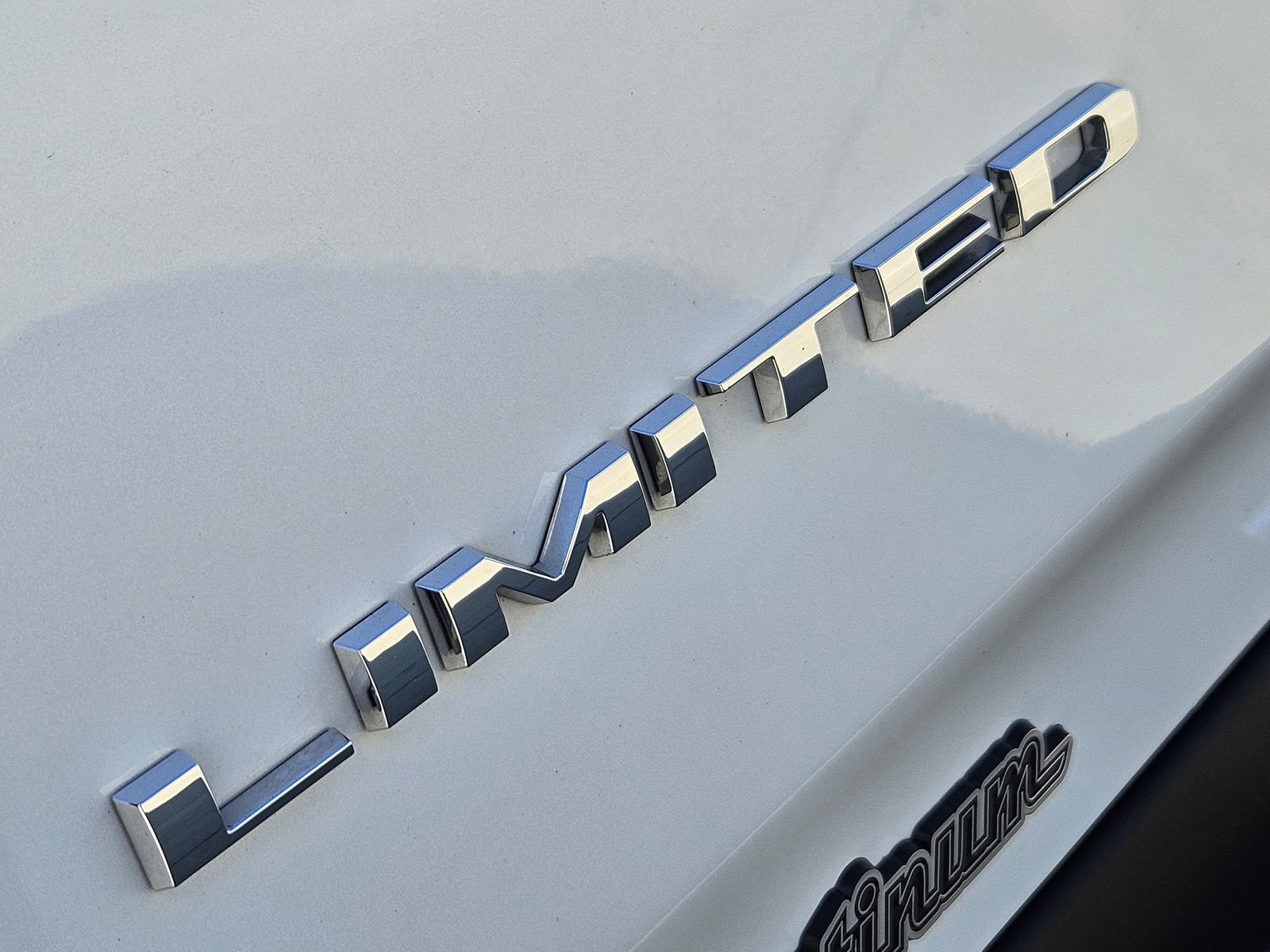 Used 2023 RAM 1500 Limited w/ Trailer Tow Group image 17