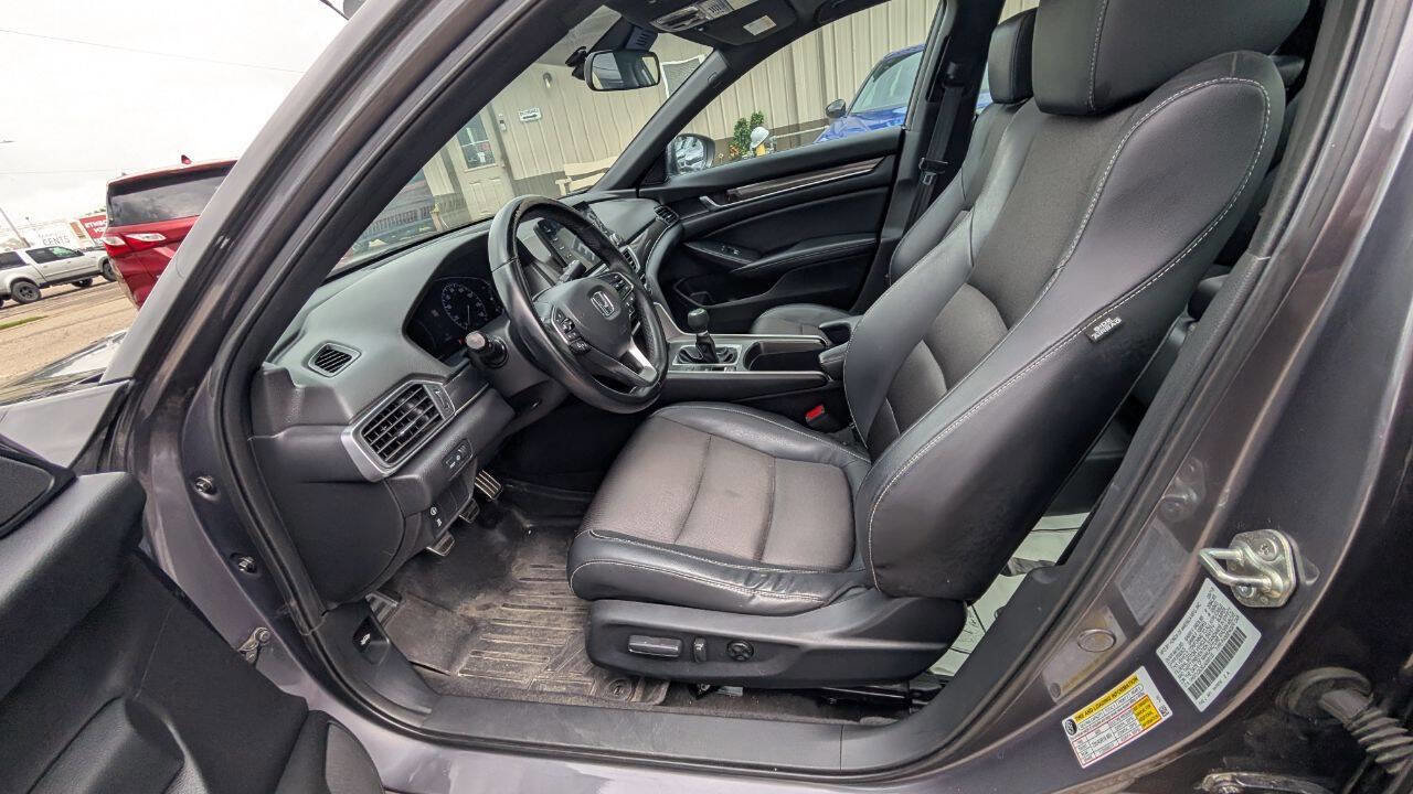 Used 2018 Honda Accord Sport image 18