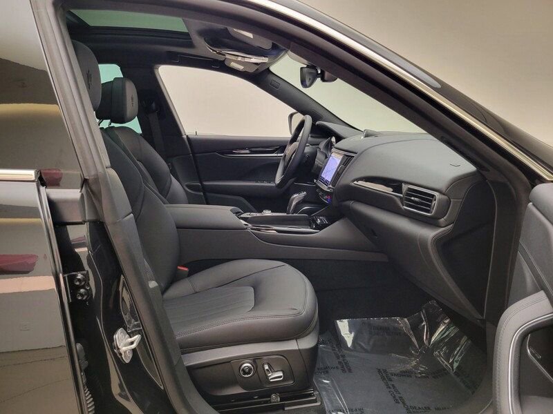 Used 2023 Maserati Levante GT image 42