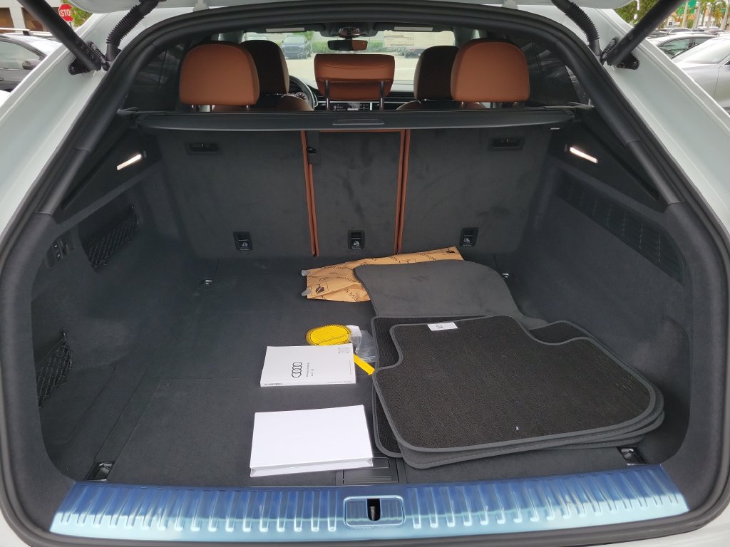 New 2027 Audi Q8 Prestige AWD/4WD image 30