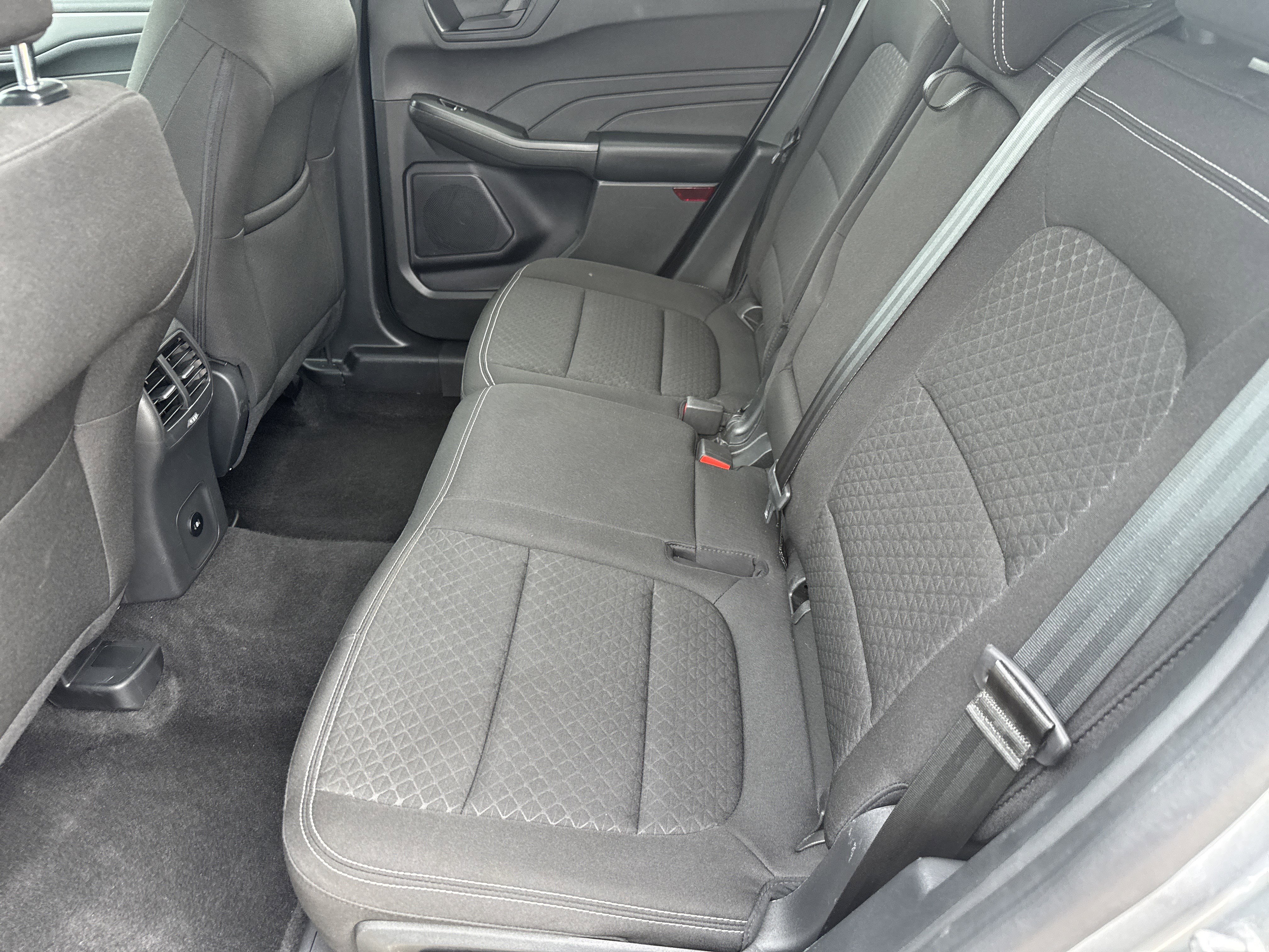 Used 2024 Ford Escape Active w/ Cold Weather Package FWD image 6