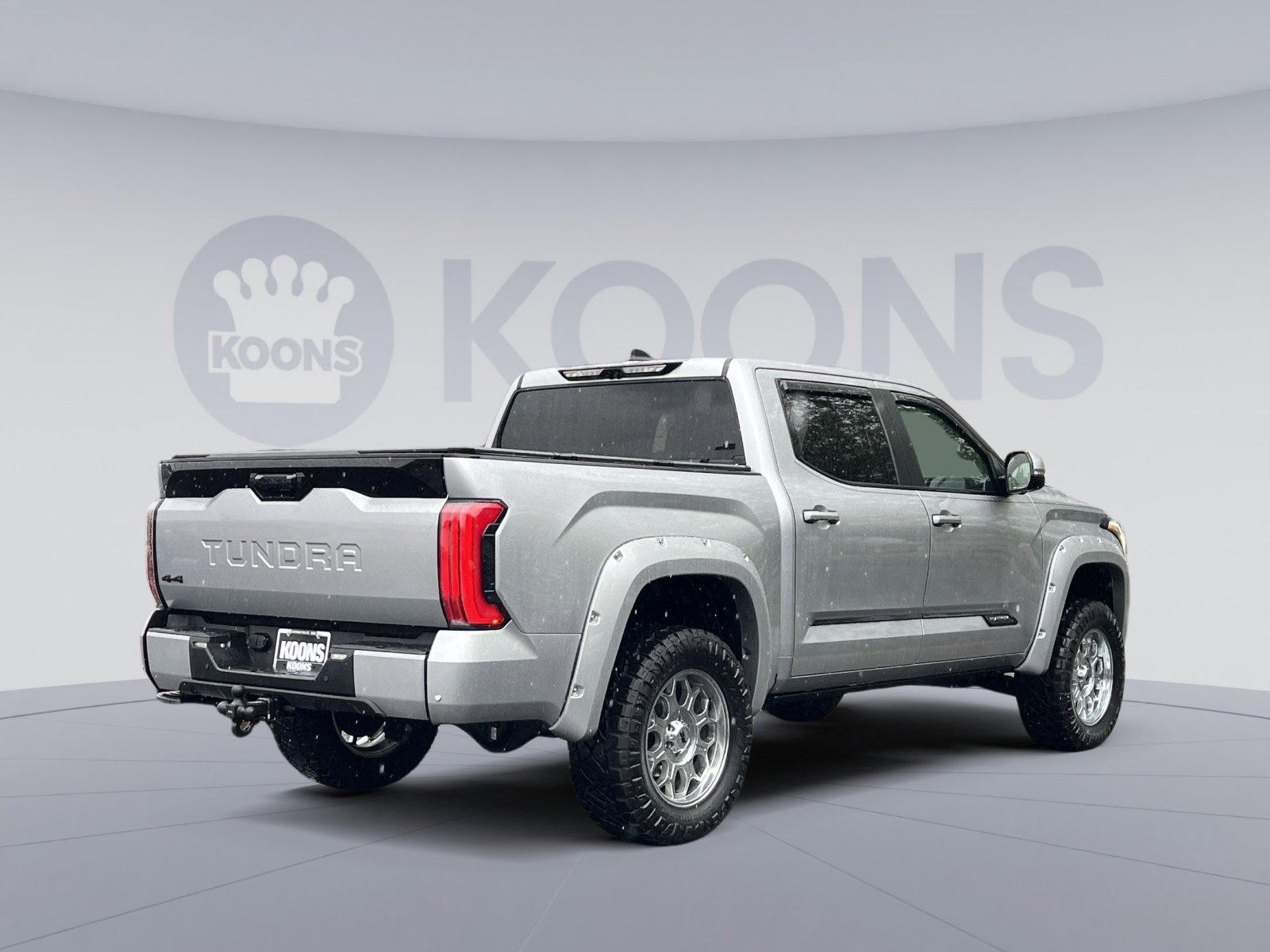 Used 2024 Toyota Tundra Platinum AWD/4WD image 8