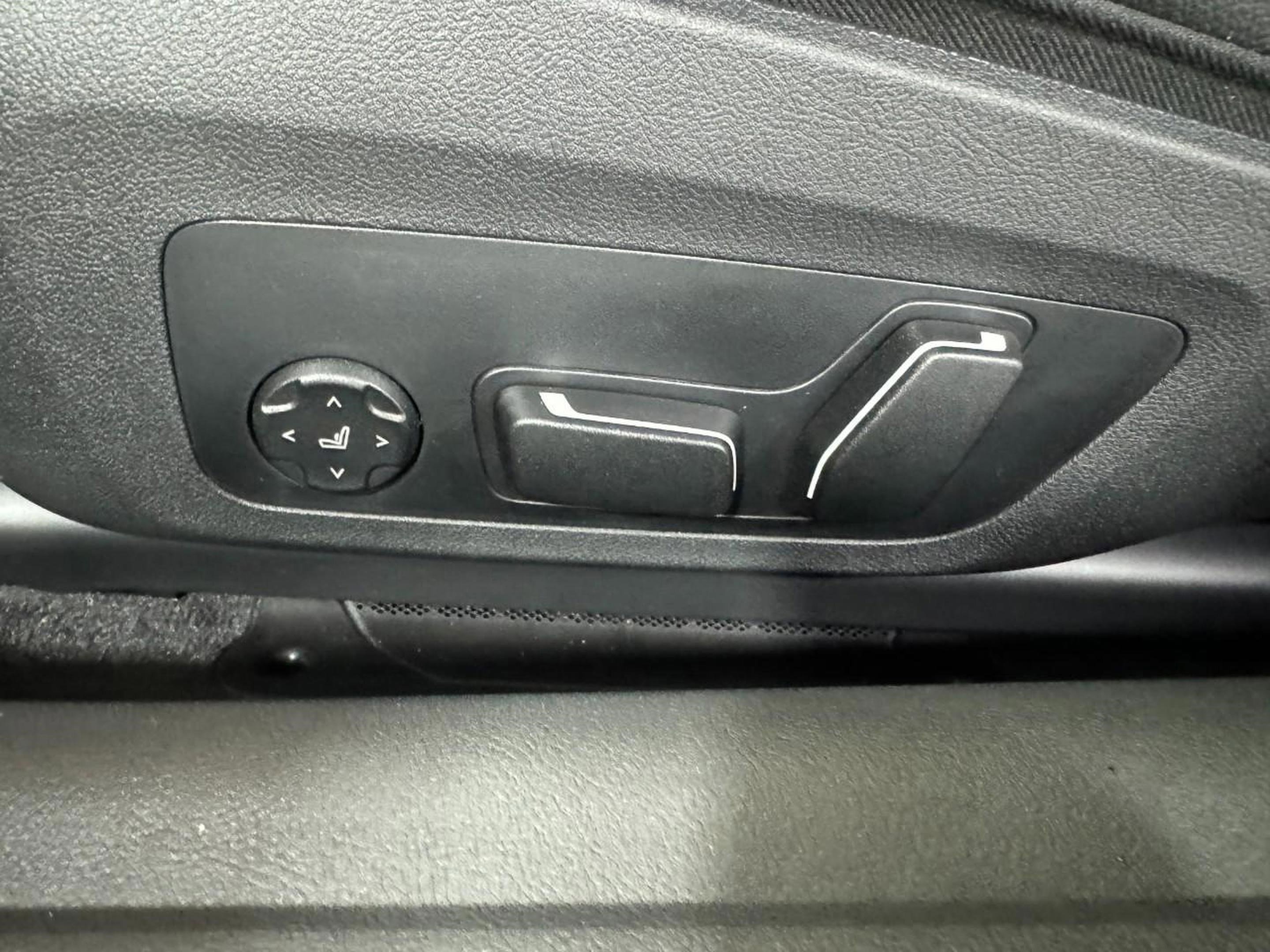 Used 2026 BMW 430i xDrive Coupe w/ M Sport Package image 30