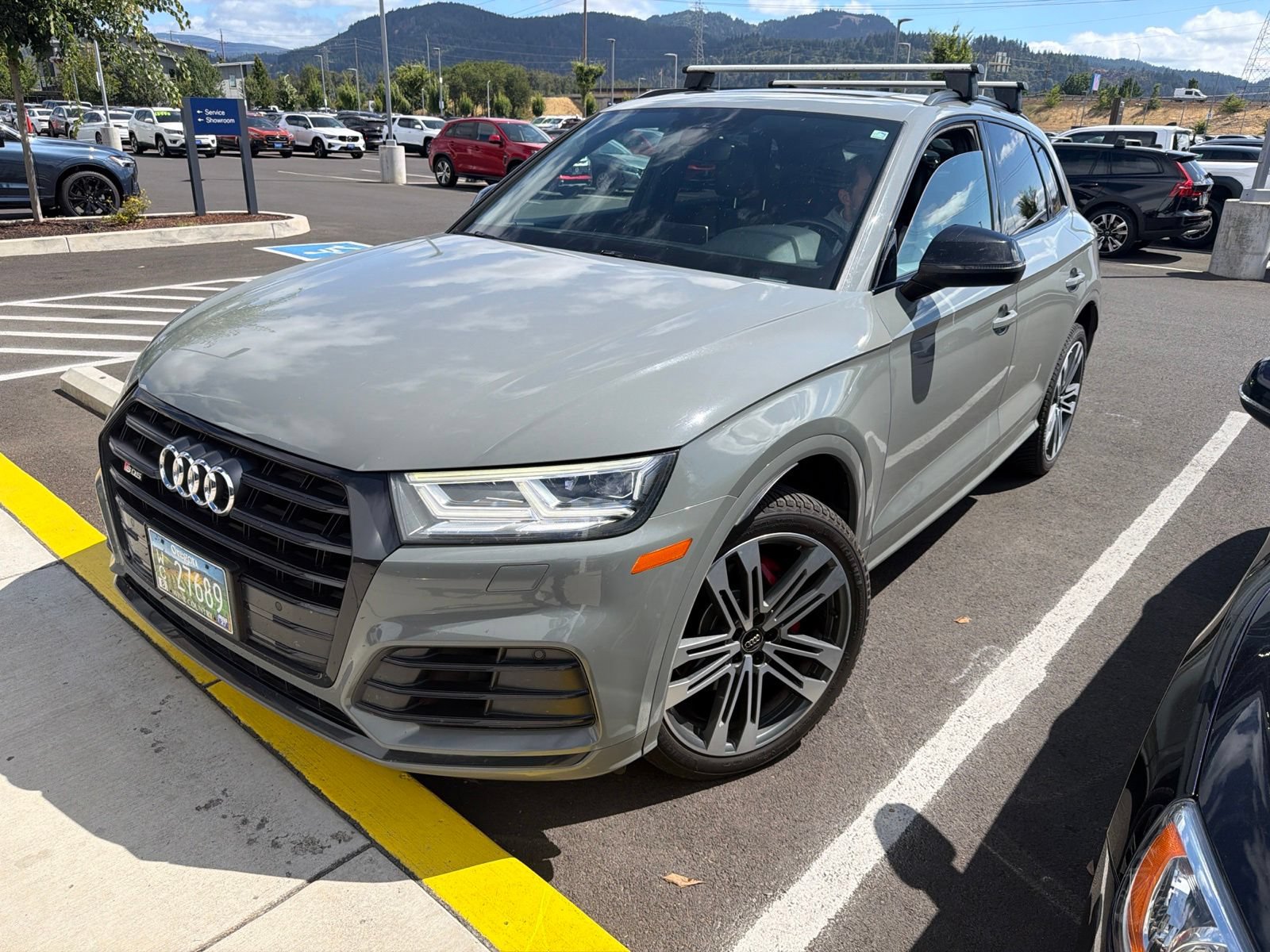 Used 2019 Audi SQ5 Premium Plus w/ Premium Plus Package AWD/4WD image 1