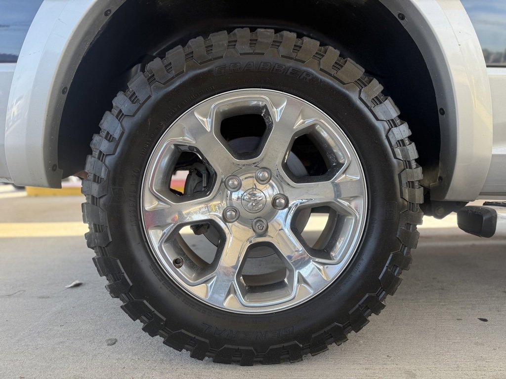 Used 2013 RAM 1500 Laramie w/ Convenience Group image 11