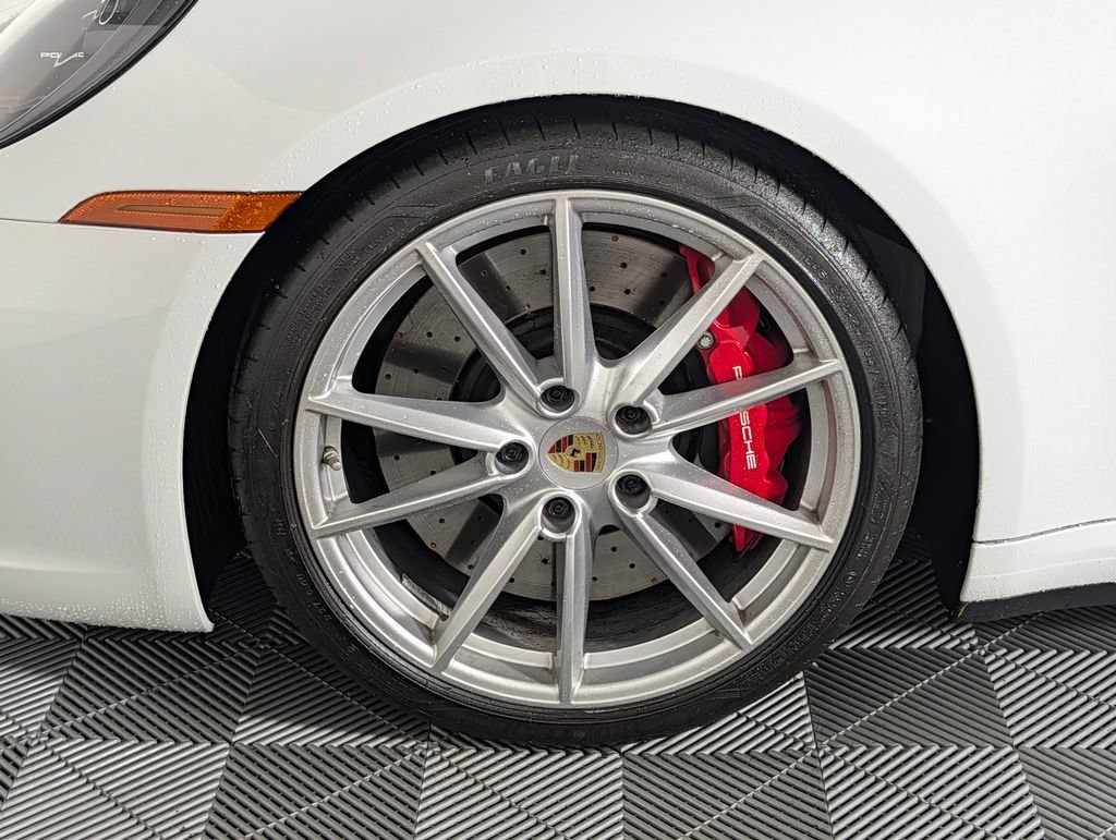 Certified 2023 Porsche 911 Carrera GTS RWD image 10