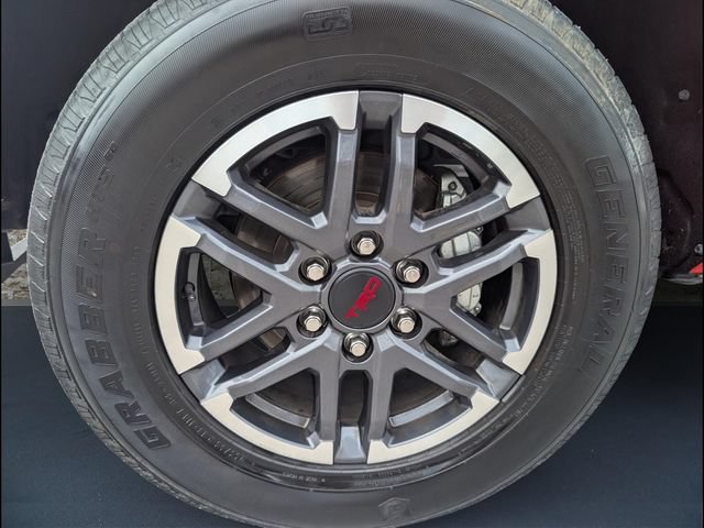 Used 2024 Toyota Tacoma TRD Sport AWD/4WD image 20