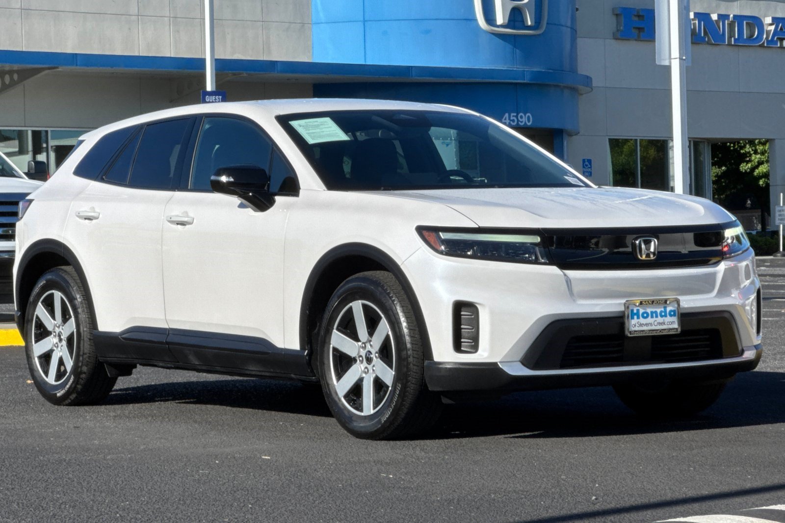 Used 2024 Honda Prologue EX image 7