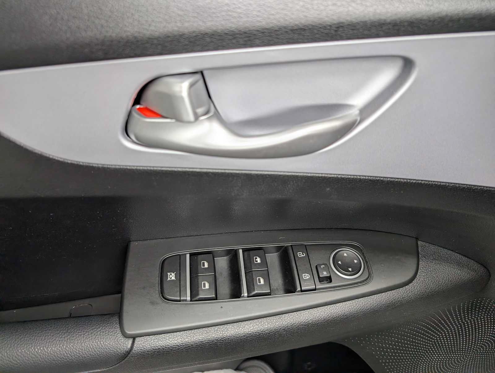 Used 2024 Kia Forte LXS w/ LXS Technology Package FWD image 34