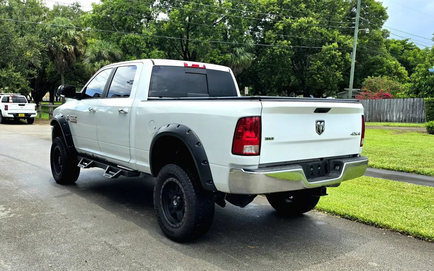 Used 2018 RAM 3500 SLT w/ Protection Group AWD/4WD image 15