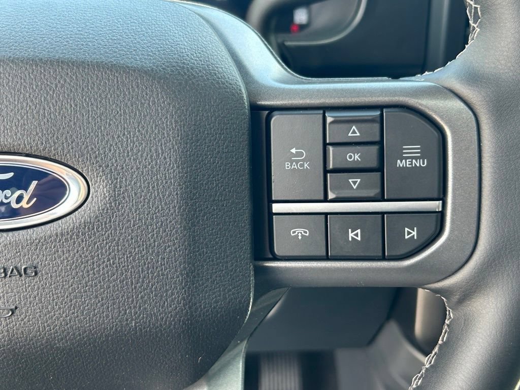 New 2026 Ford F250 Lariat w/ Black Appearance Package AWD/4WD image 41