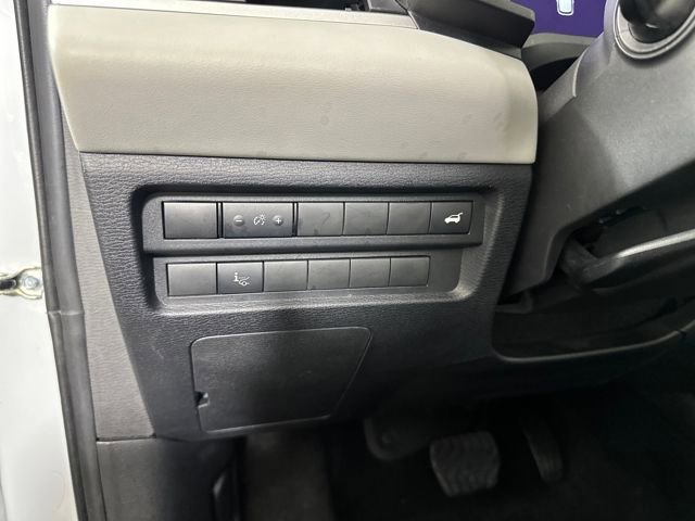 Used 2024 Mitsubishi Outlander SEL image 18