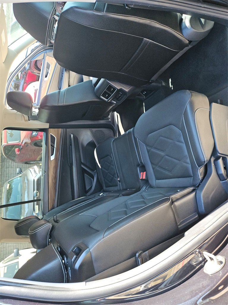 Used 2025 Volkswagen Atlas SE image 26