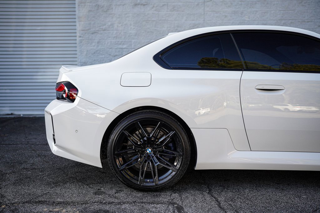 Used 2025 BMW M2 w/ Lighting Package image 16