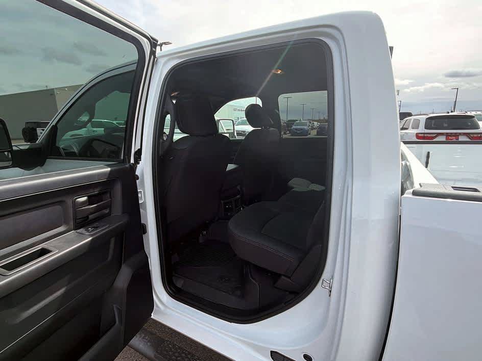 New 2026 RAM 3500 Tradesman AWD/4WD image 19