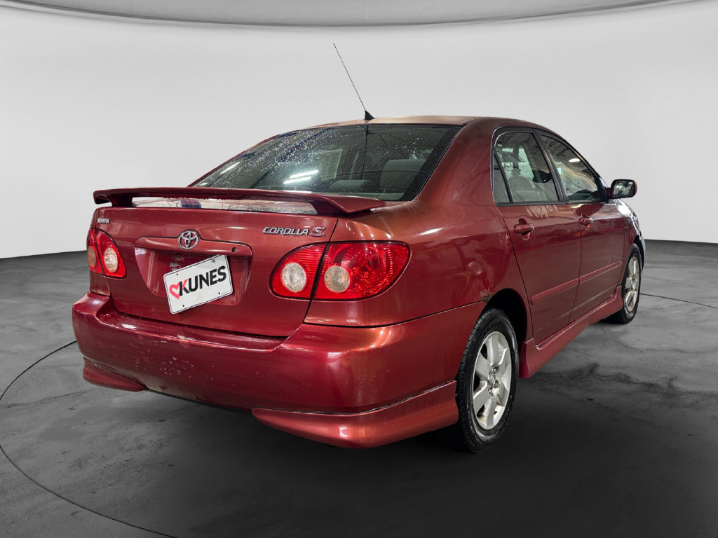 Used 2005 Toyota Corolla LE FWD image 9