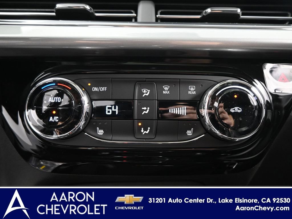 New 2026 Chevrolet Trax LT w/ Sunroof Package FWD image 21