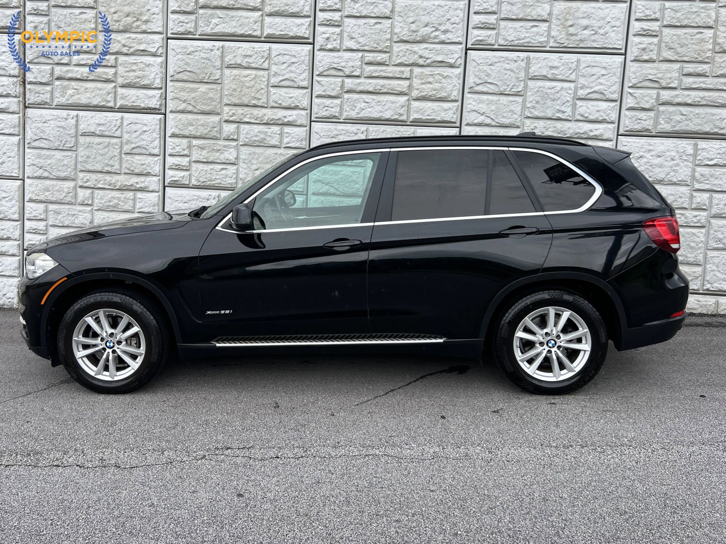 Used 2015 BMW X5 xDrive35i w/ Premium Package AWD/4WD image 7