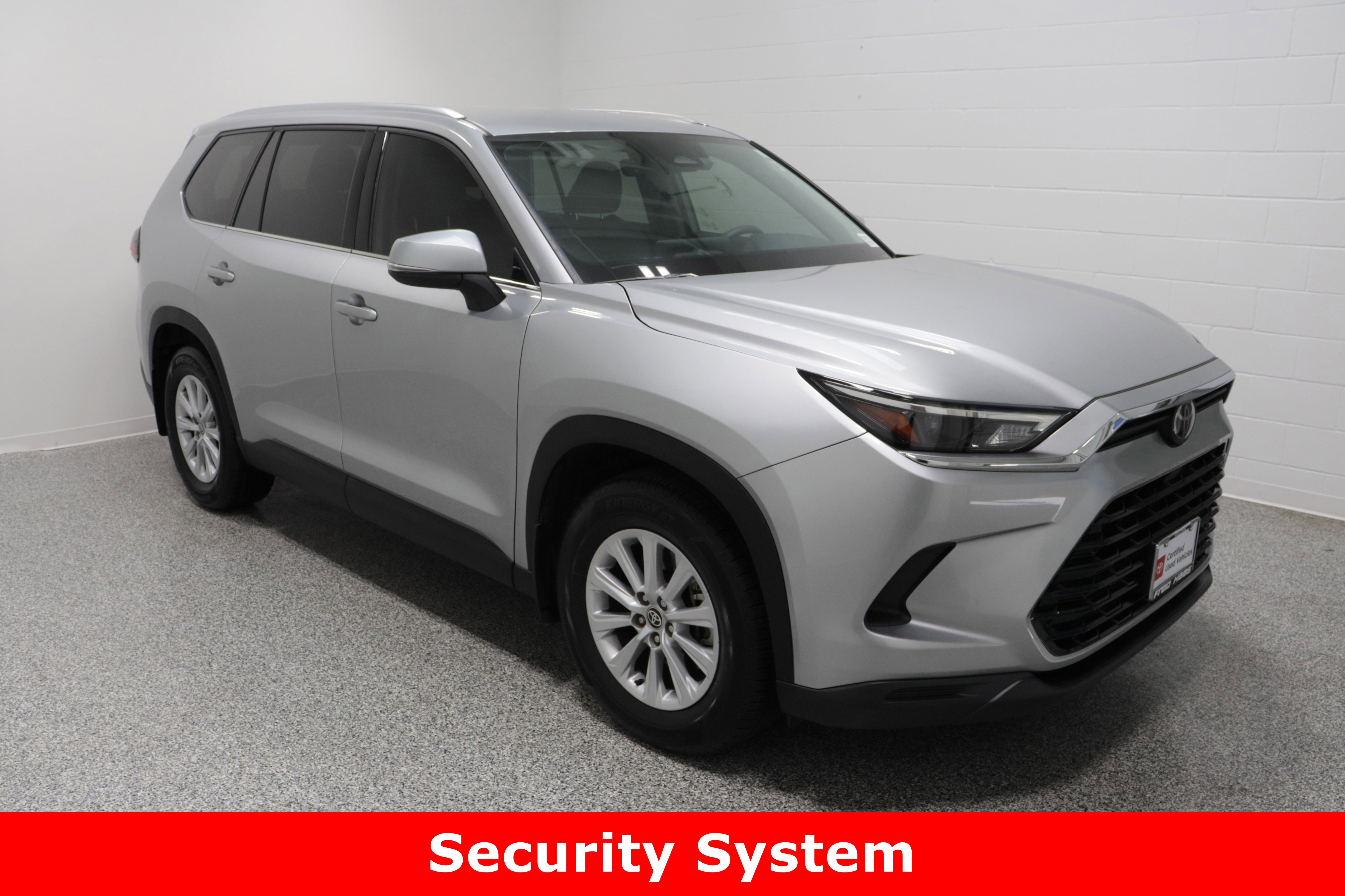 Certified 2024 Toyota Grand Highlander XLE image 3