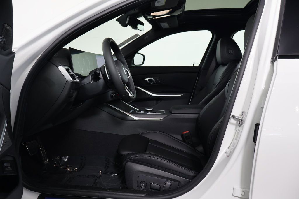 New 2026 BMW 330i Sedan w/ M Sport Package image 5