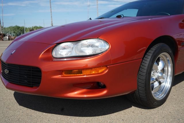 Used 2002 Chevrolet Camaro Z28 w/ Preferred Equipment Group 2 RWD image 28