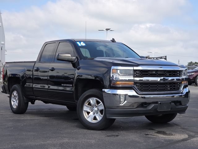 Used 2016 Chevrolet Silverado 1500 LT w/ All Star Edition AWD/4WD image 2