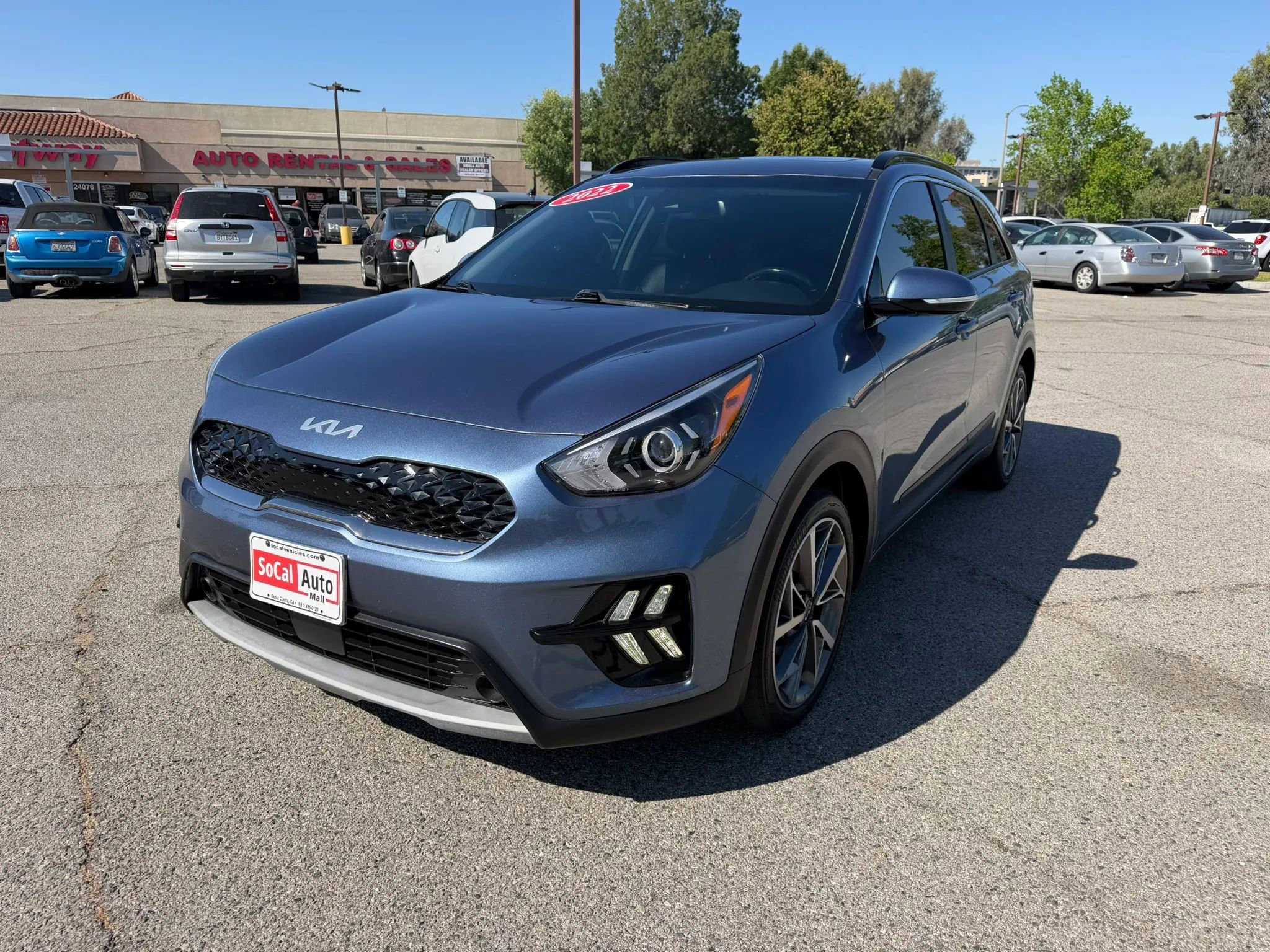 Used 2022 Kia Niro Touring Special Edition FWD image 7