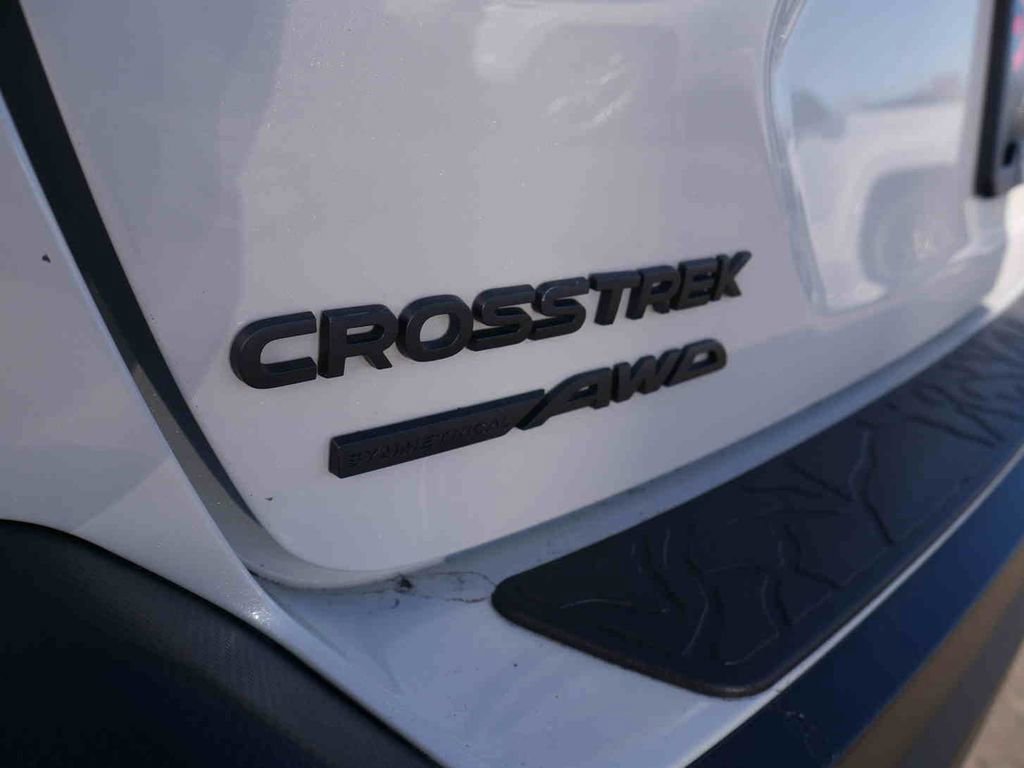 Used 2024 Subaru Crosstrek 2.5i Wilderness w/ Crosstrek Mirror Package image 10
