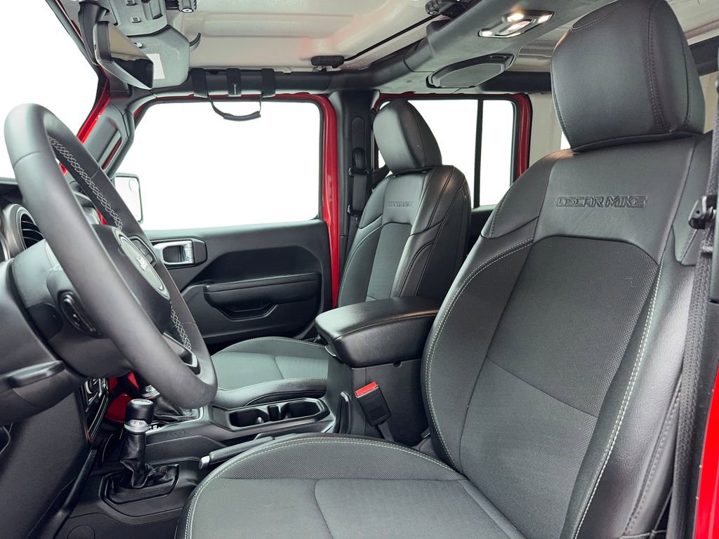 Used 2023 Jeep Wrangler Unlimited Sport image 34