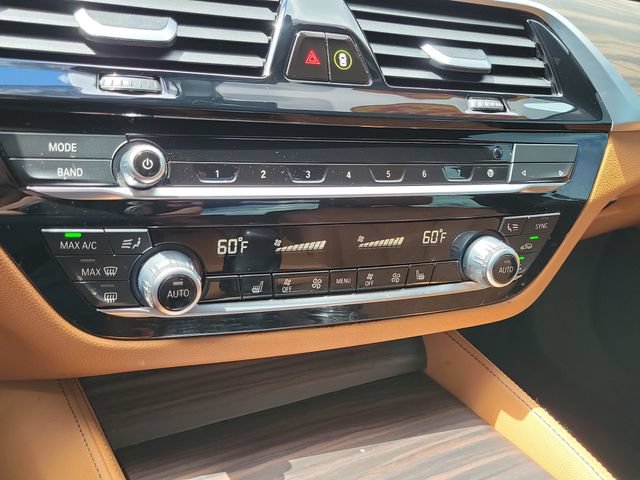 Used 2023 BMW 540i w/ M Sport Package RWD image 34