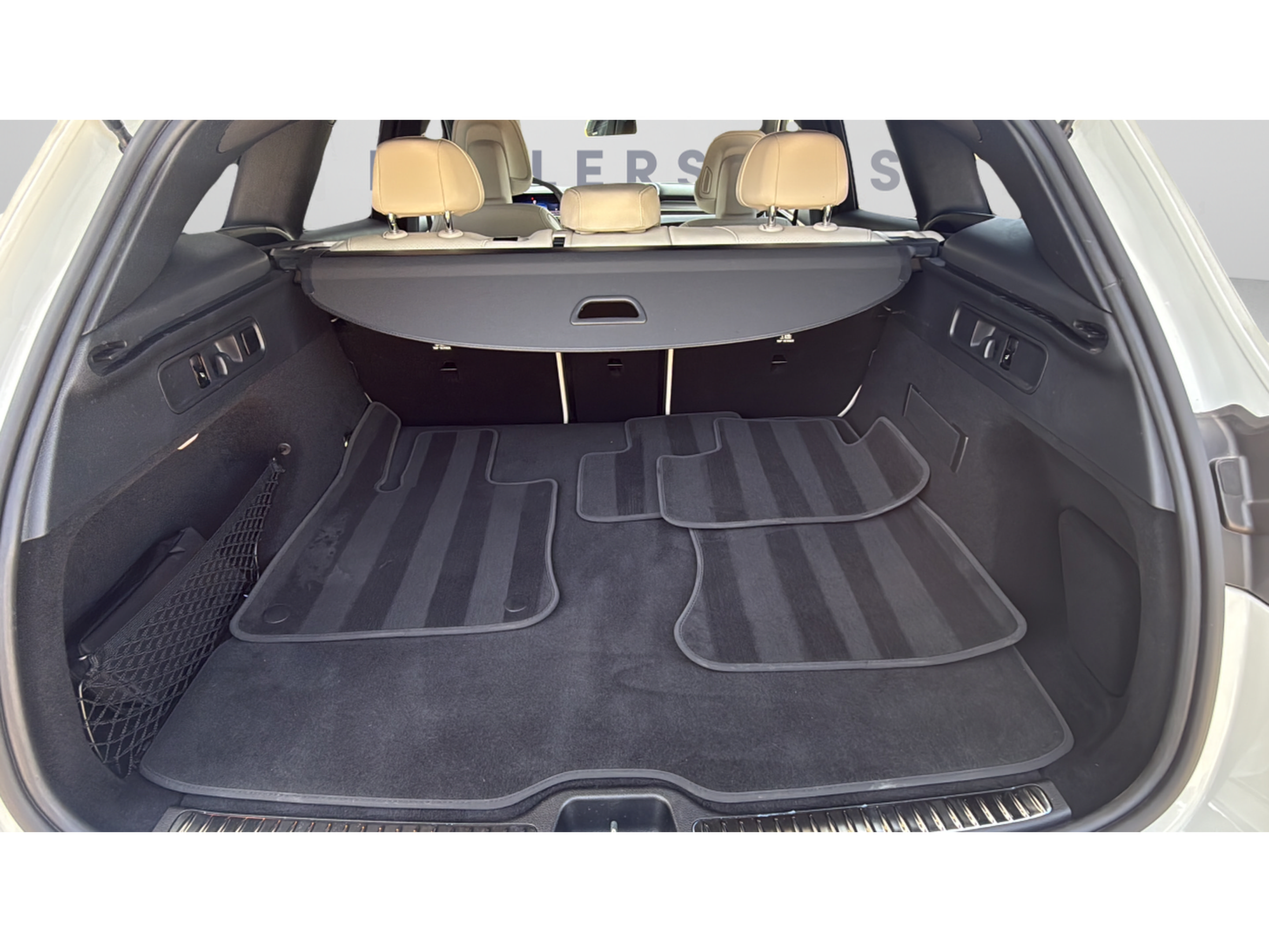 Certified 2025 Mercedes-Benz GLC 300 4MATIC image 23