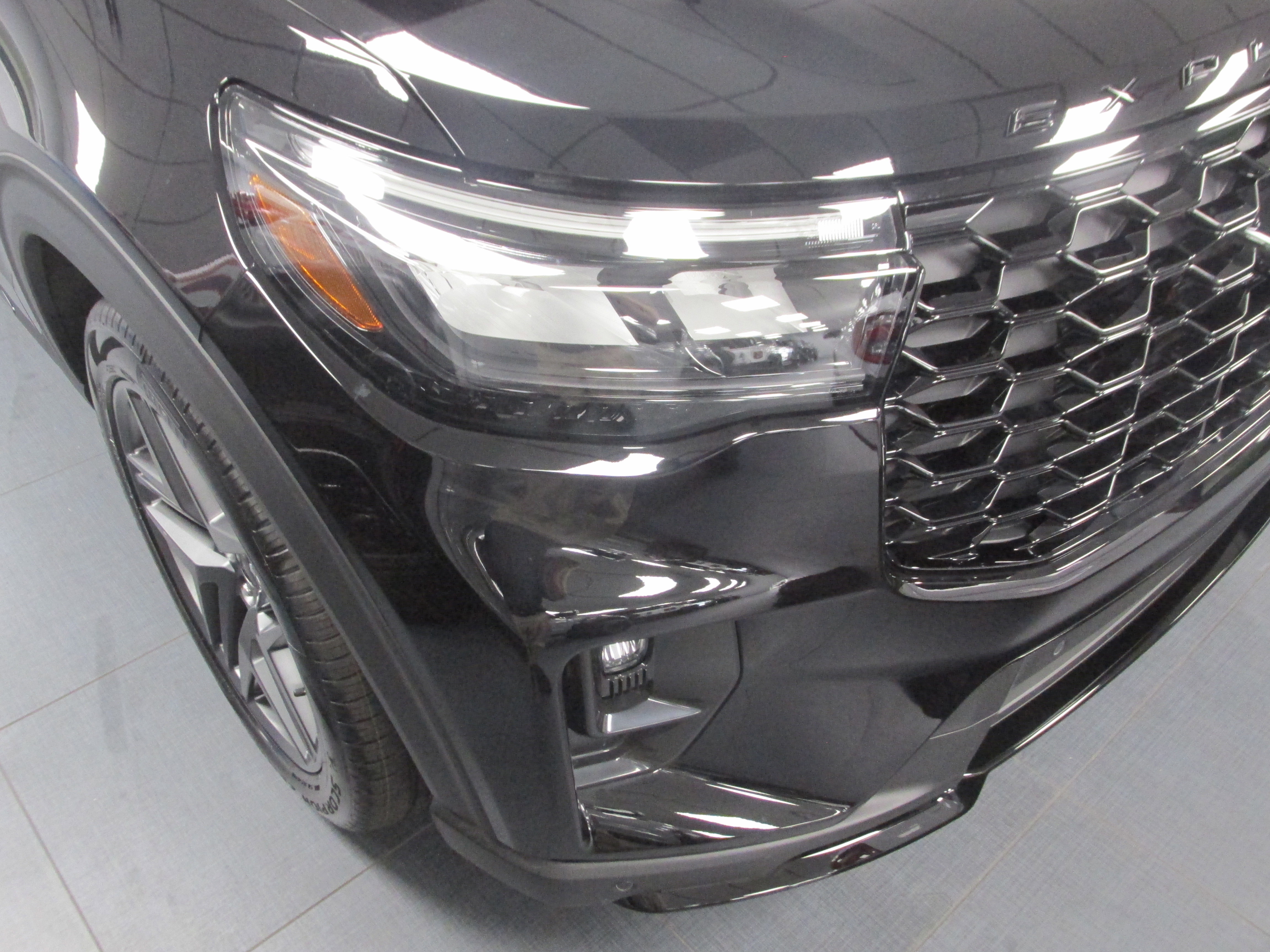New 2025 Ford Explorer ST w/ Sun And Sound Package image 8