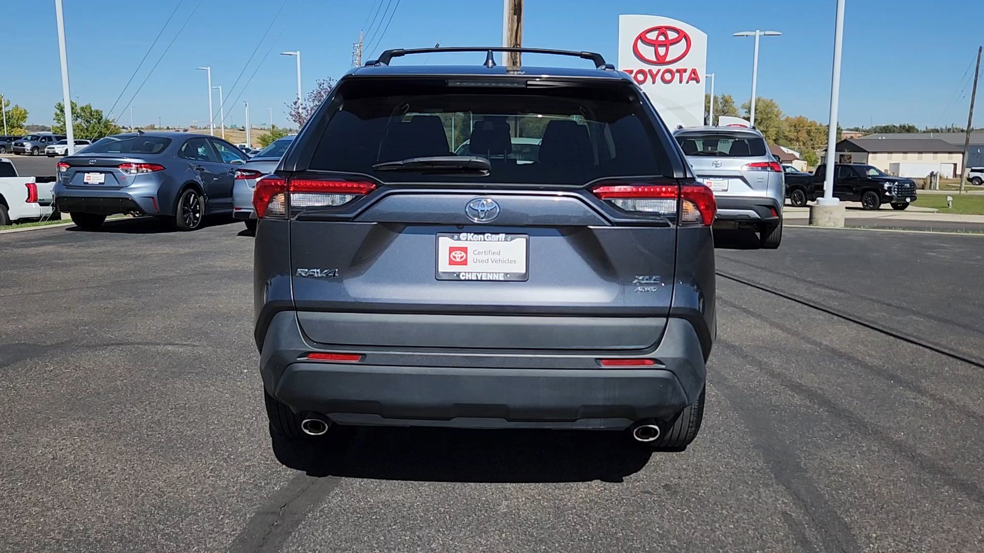 Used 2021 Toyota RAV4 XLE AWD/4WD image 19