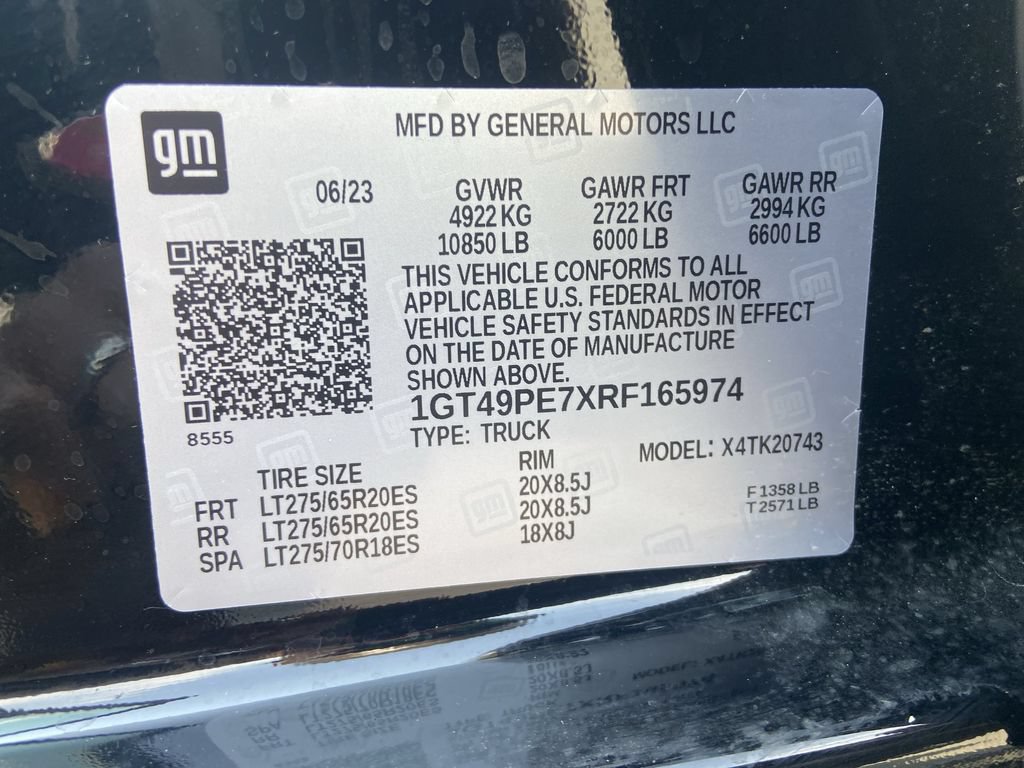 Certified 2024 GMC Sierra 2500 AT4 w/ Snow Plow Prep/Camper Package AWD/4WD image 34