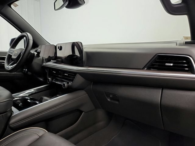 Used 2025 Chevrolet Tahoe Premier RWD image 38