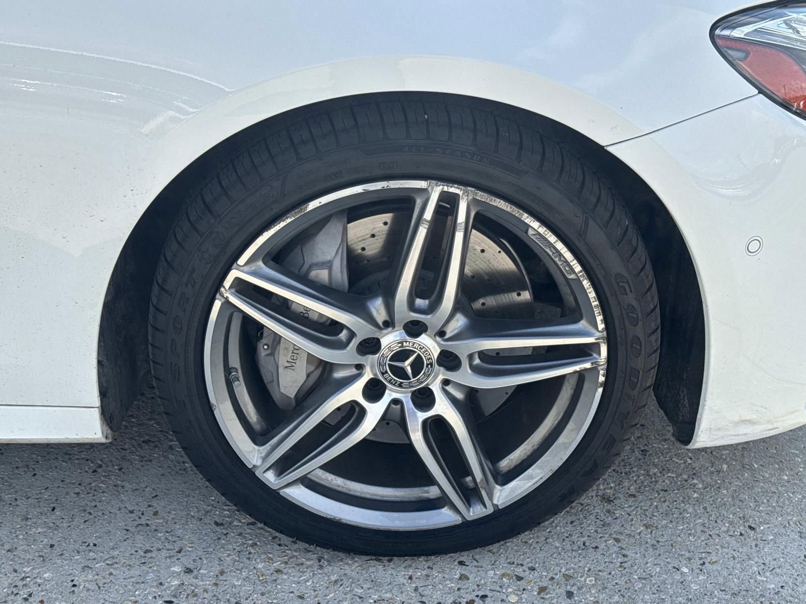 Used 2019 Mercedes-Benz E 300 image 4
