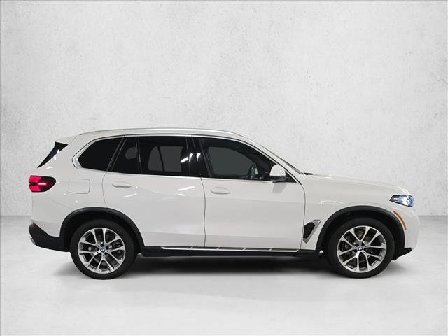 Used 2026 BMW X5 xDrive40i image 4
