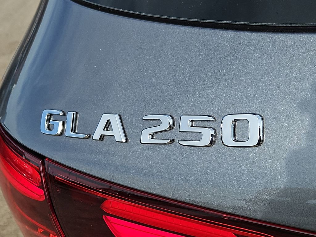 New 2026 Mercedes-Benz GLA 250 image 14