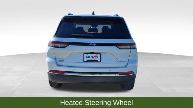 Used 2023 Jeep Grand Cherokee Laredo w/ Luxury Tech Group I image 8